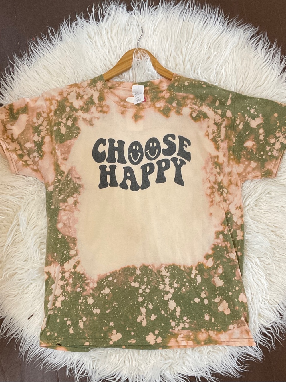 Gildan Bleach Tie-Dye 'CHOOSE HAPPY' Tee - Olive Green & Pink